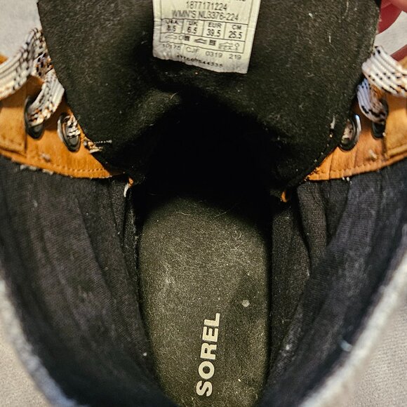 SOREL Joan of Arctic - Lexie Wedge Boots - Size 8.5 - Camel Felt - Picture 11 of 13